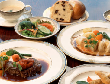Mandarin Oriental Hong Kong Clipper Lounge Sunday Brunch