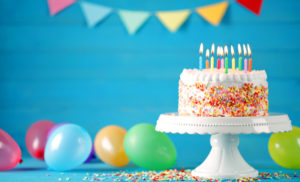 Delicious Birthday Cakes And Cupcakes At Complete Deelite Hong Kong