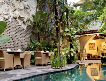 Family-Friendly Stay At The Bali Dream Villa In Seminyak