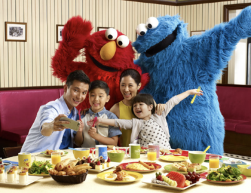 Breakfast With Sesame Street At Universal Studio Singapore