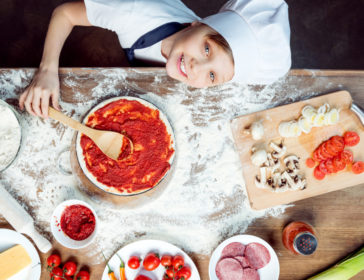 Make Your Own Pizza *CLOSED