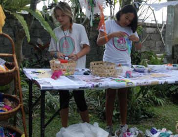 Bali Creative Reuse Center For Upcycling Family Fun