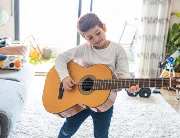 Learn Guitar With Monster Chords