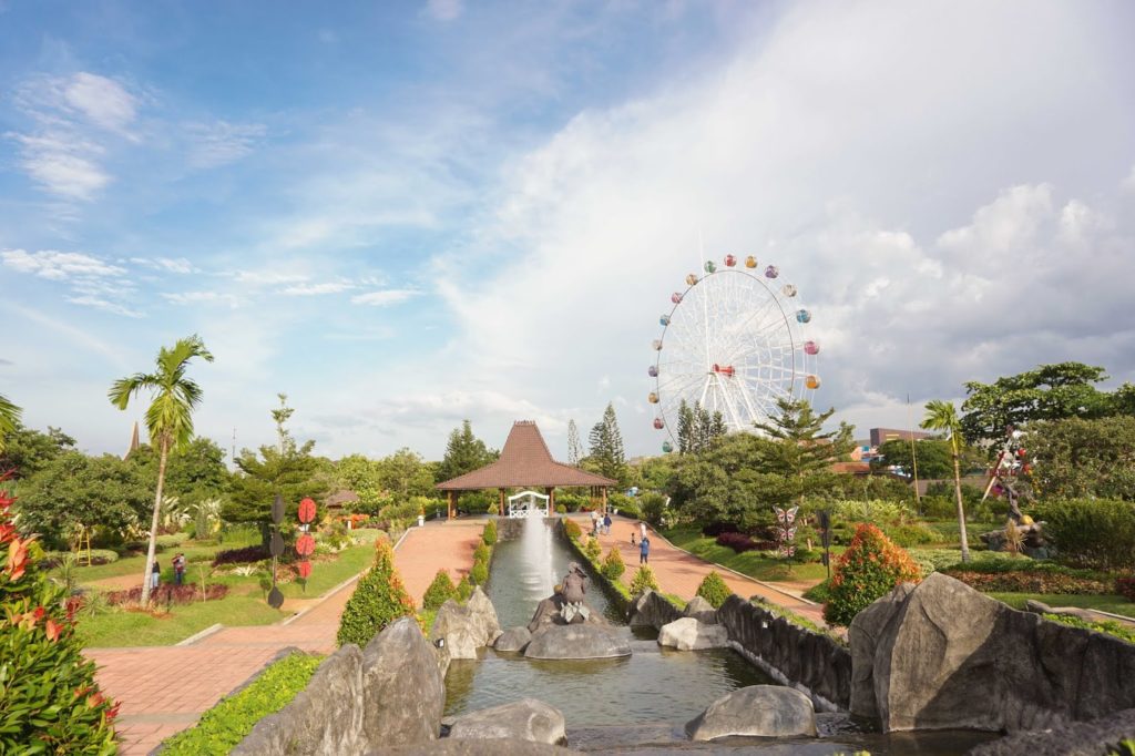 Taman Legenda