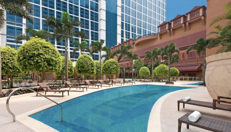 Sheraton Macao Pool