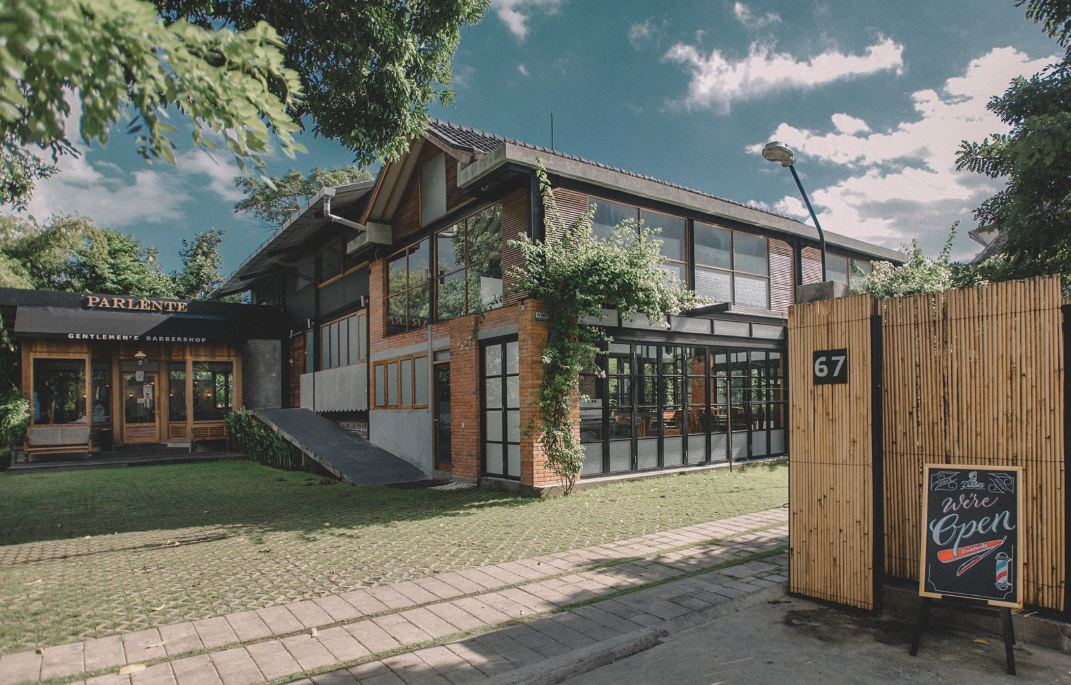 Bacu Cafe In Bali