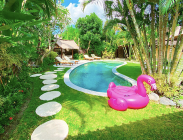 Family-Friendly Villa Kubu In Seminyak