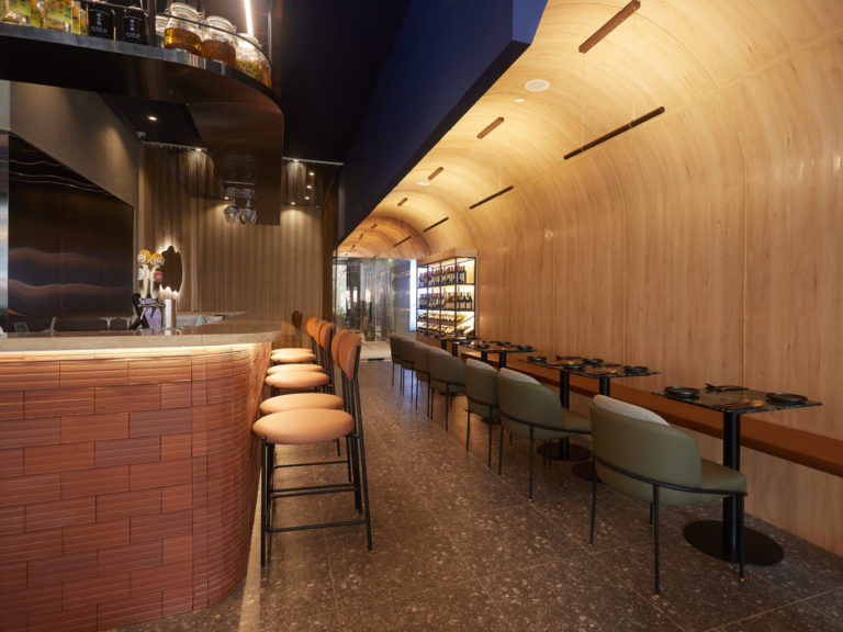 Binary Restaurant