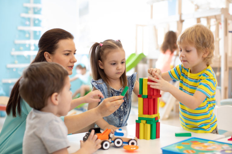 Kindergarten children learning Spanish