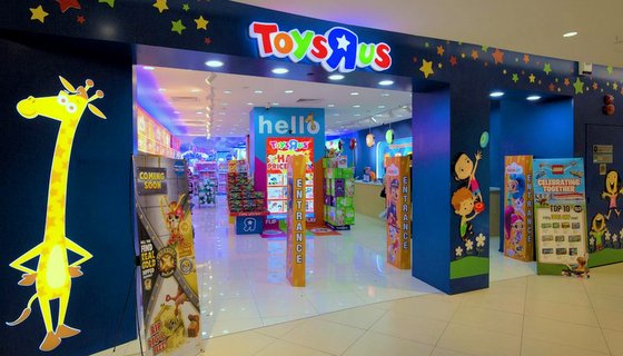 Best-Shops-To-Buy-Scooters-Roller-Blades-And-Skateboards-In-Singapore-Toys-R-Us