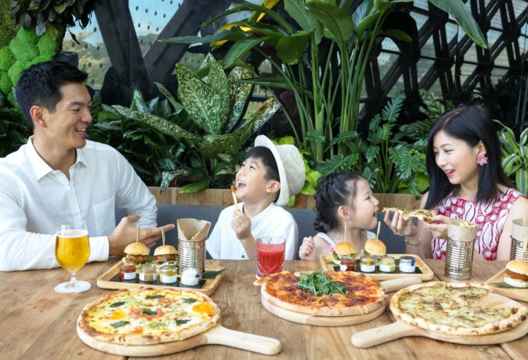 Dusit-Thani-Laguna-Singapore-Best-Family-Friendly-Hotel