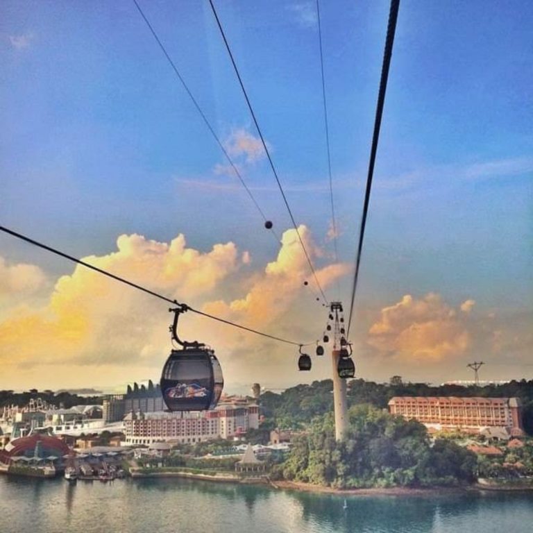 Singapore-Cable-Car-Top-Things-To-Do-With-Family-Singapore