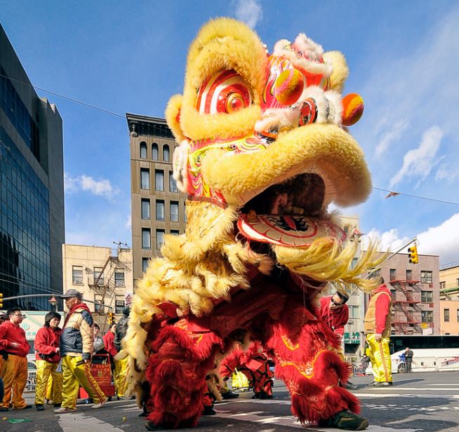 8 Chinese New Year Traditions - Lion Dance Shows