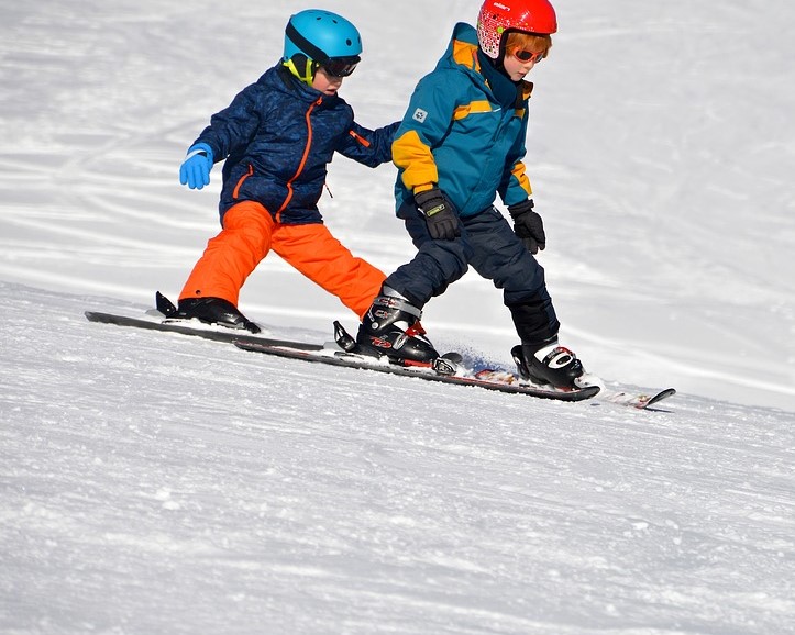 A-Guide-To-Skiing-In-New-Zealand-With-Kids-Final-Tips-For-A-Family-Friendly-Trip