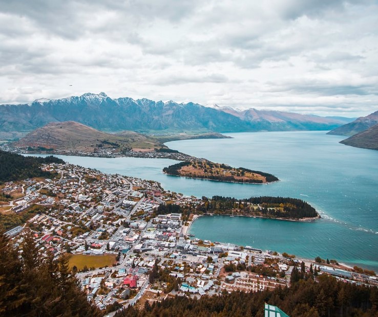 A-Guide-To-Skiing-In-New-Zealand-With-Kids-Where-To-Go