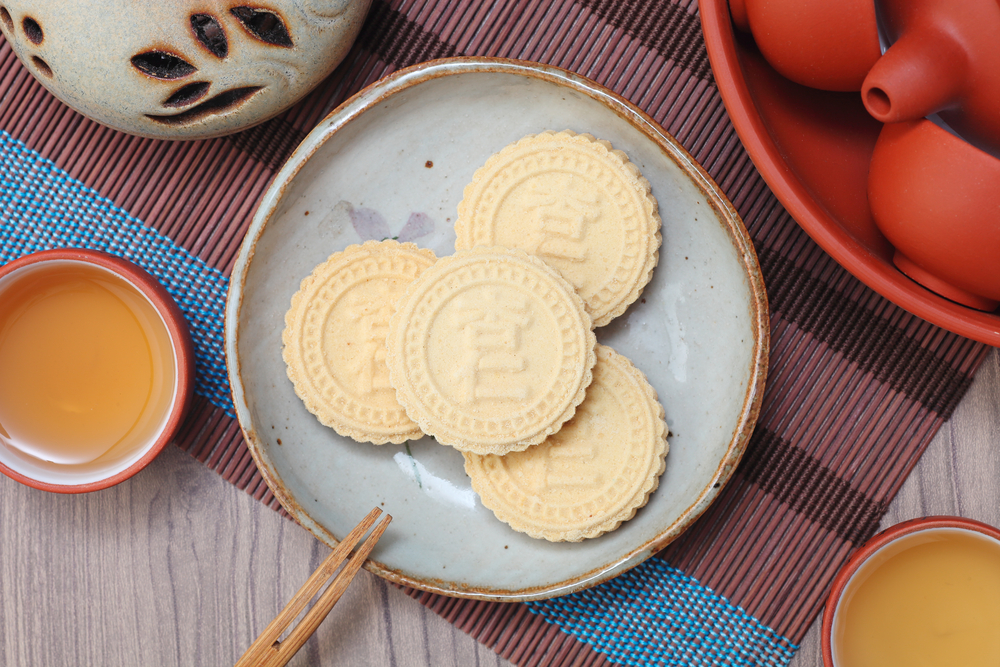 Best Almond Cookies In Macau At Koi Kei