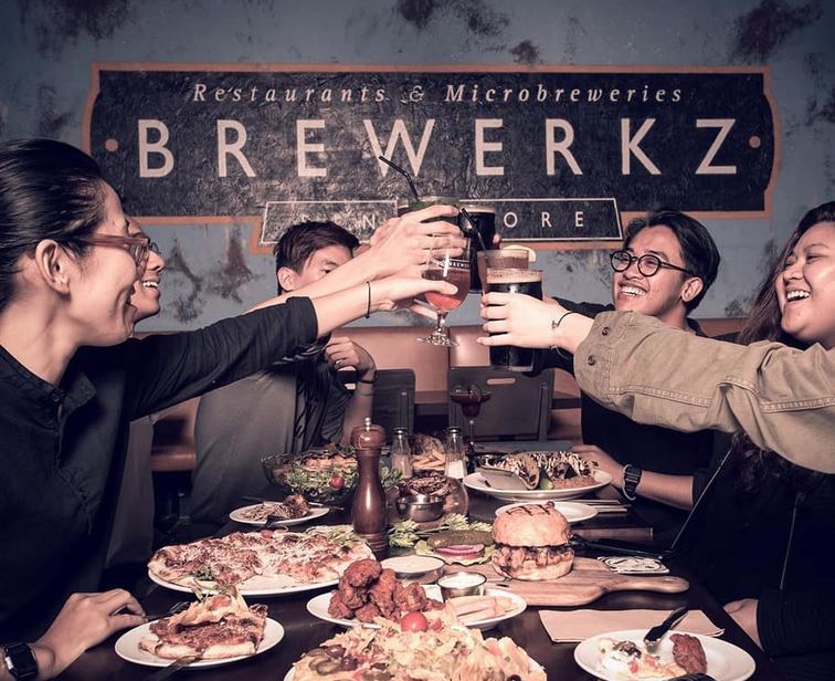 Best American Restaurants In Singapore - Brewerkz