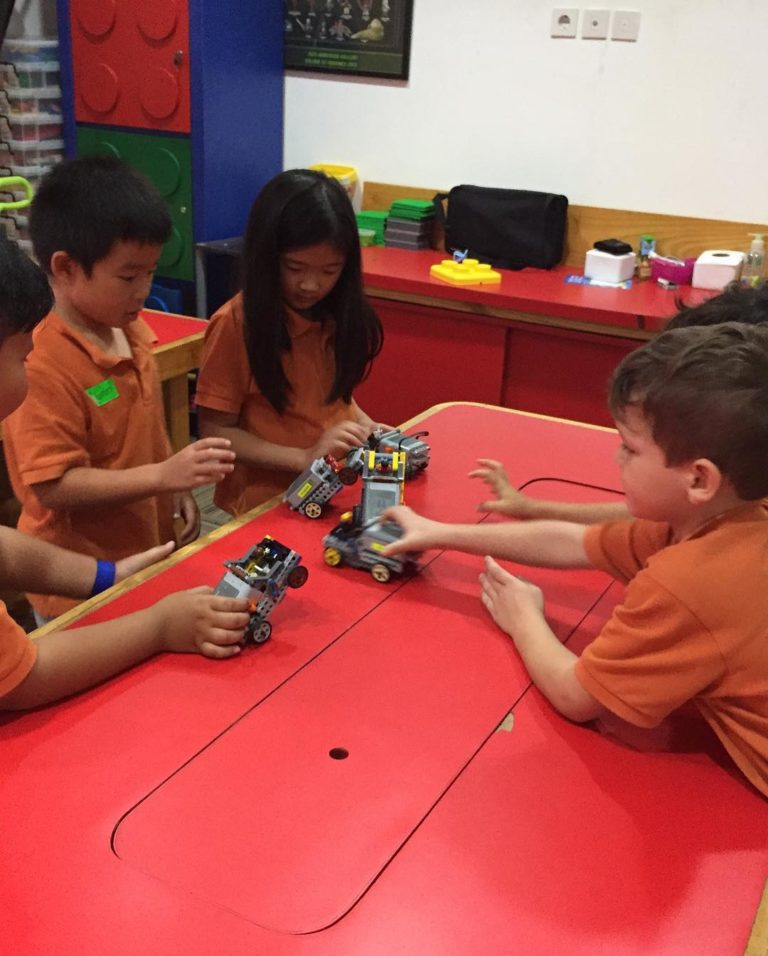 Kids Playing At Bricks4Kidz Jakarta