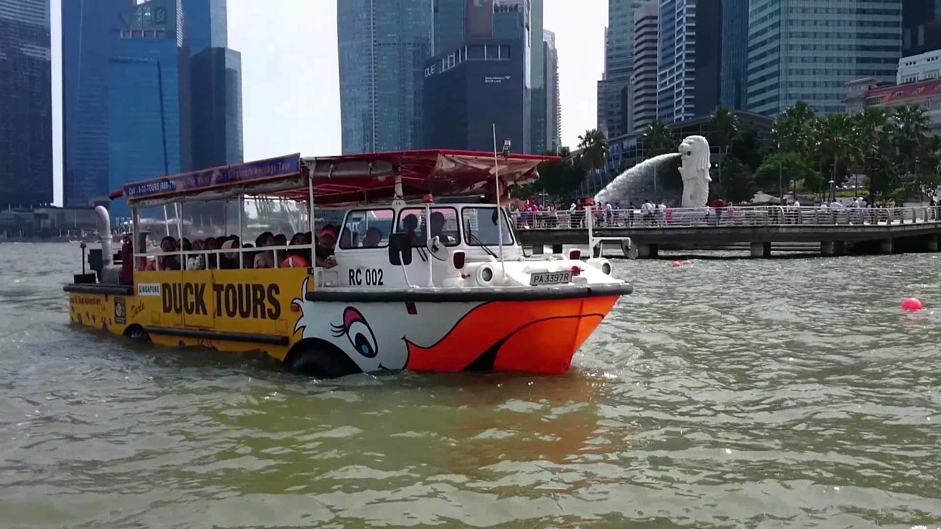 Land and Sea Adventure with Duck Tours in Singapore