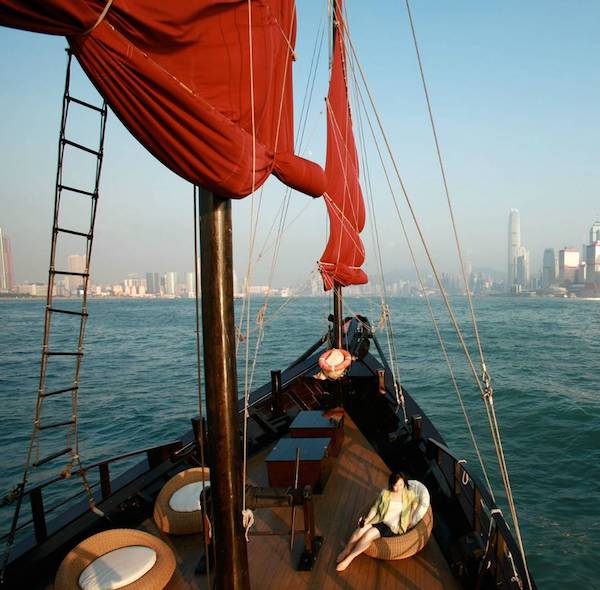 Aqua Luna Cruise, Hong Kong