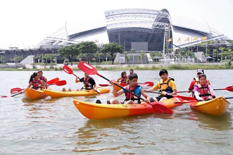 Row-Boat-Kayaking Guide in Singapore