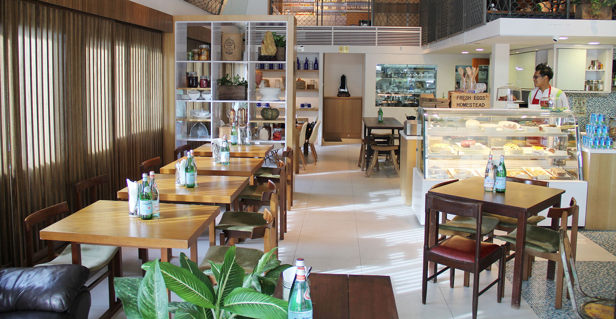 Living Deli & Café Singapore