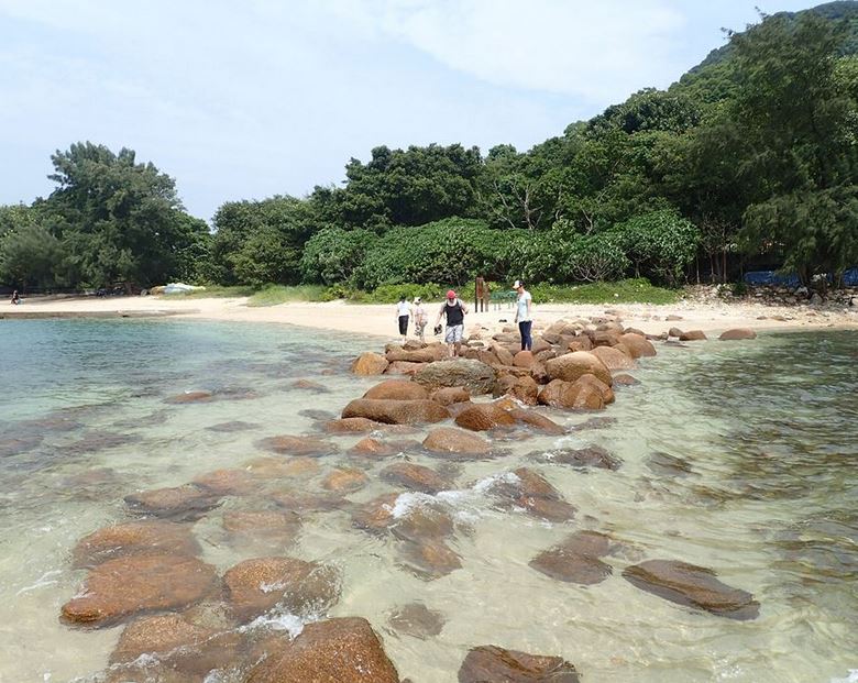 Sai Kung Boat Tour - Hong Kong - Little Steps Asia