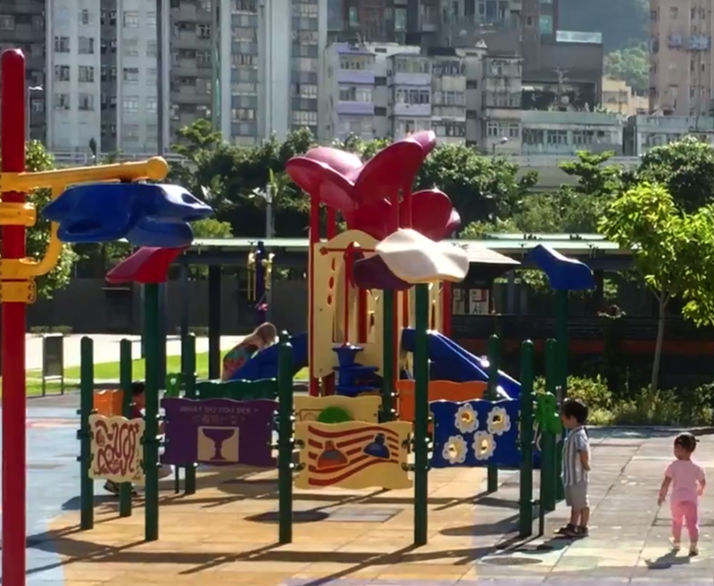 Sai Wan Ho Playgrounds, Hong Kong