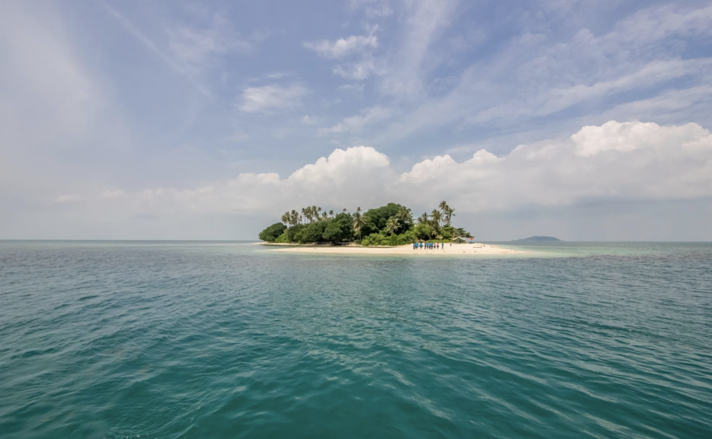 Best Islands Near Singapore-Palau Joyo
