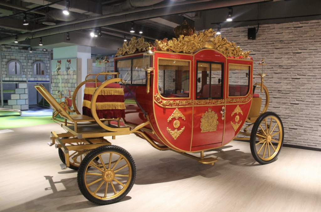Royal carriage best sale playland