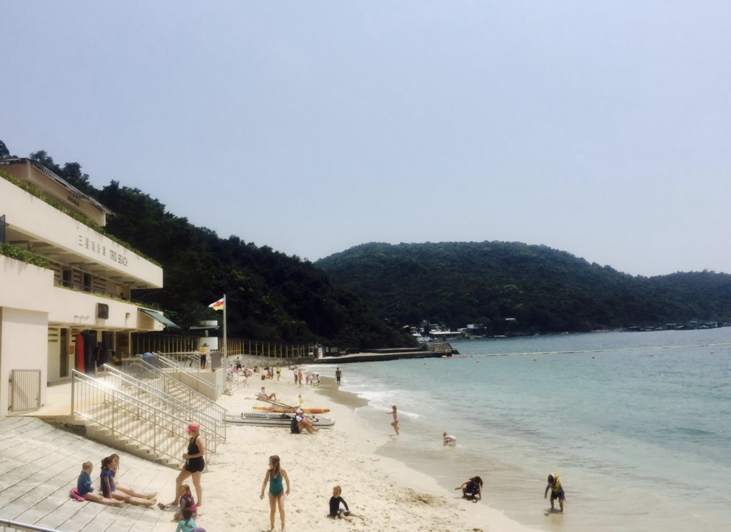 Trio-Beach-Hong-Kong-Kids