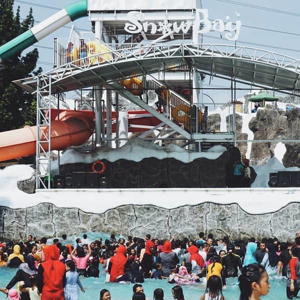 Wave Pool At Snow Bay Water Park Jakarta