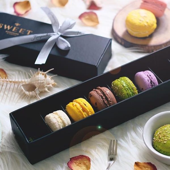 Sweet Boutique By Hotel Indonesia Kempinski Box Of Macarons