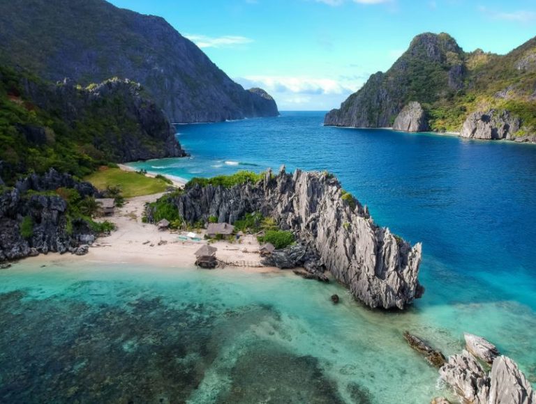 Top Holiday For Large Groups - PALAWAN - PHILIPPINES