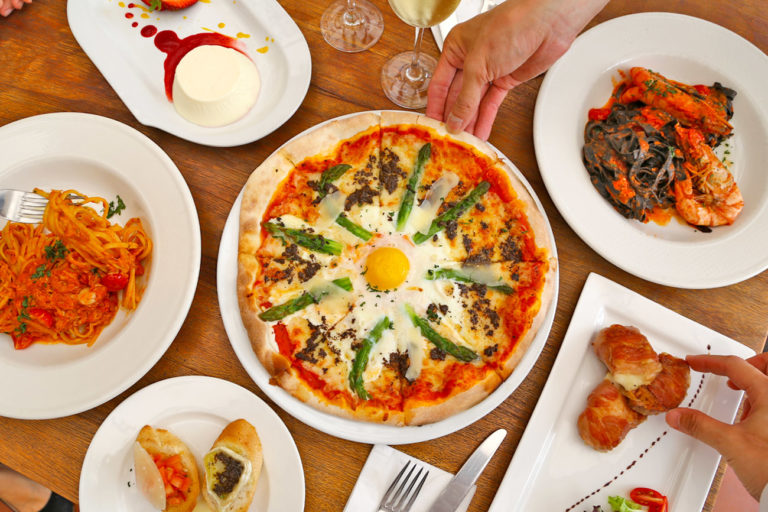 Holland Village + Chip Bee Gardens - La Nonna