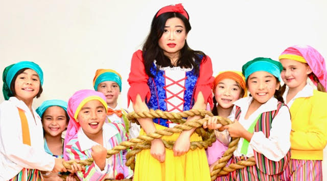 Snow White The Panto