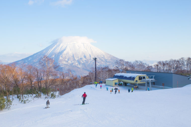 Mt-Fuji-Skiing-Japan