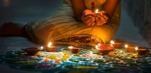 luminous-colours-of-deepavali-central-market-kuala-lumpur