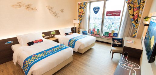 1st_Theme_Image_-_TOMICA_Themed_Room