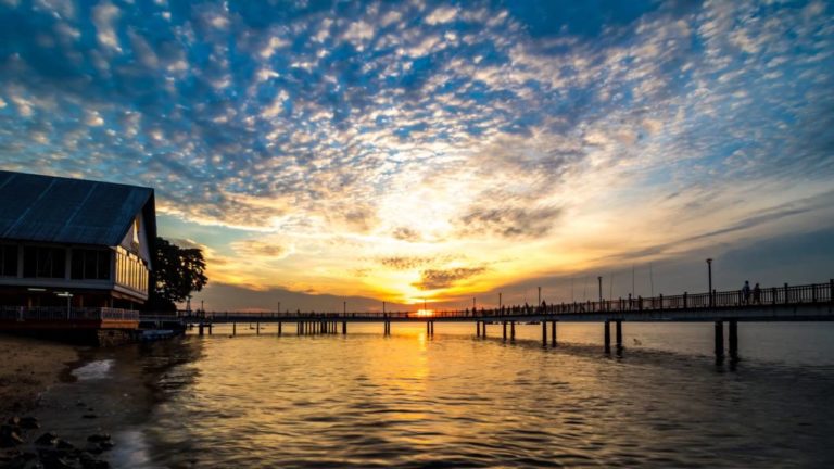 Best Hiking Trails Changi Coastal Walk