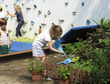 La Petite Ecole In Singapore