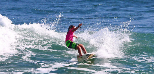 Surf-Schools-For-Kids-Bali-Thumbs-Up