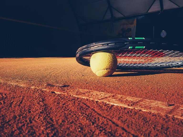 THE_TENNIS_CLUB