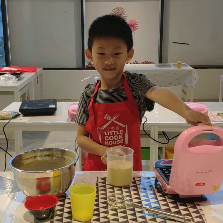Little Cookhouse Baking Class Singapore
