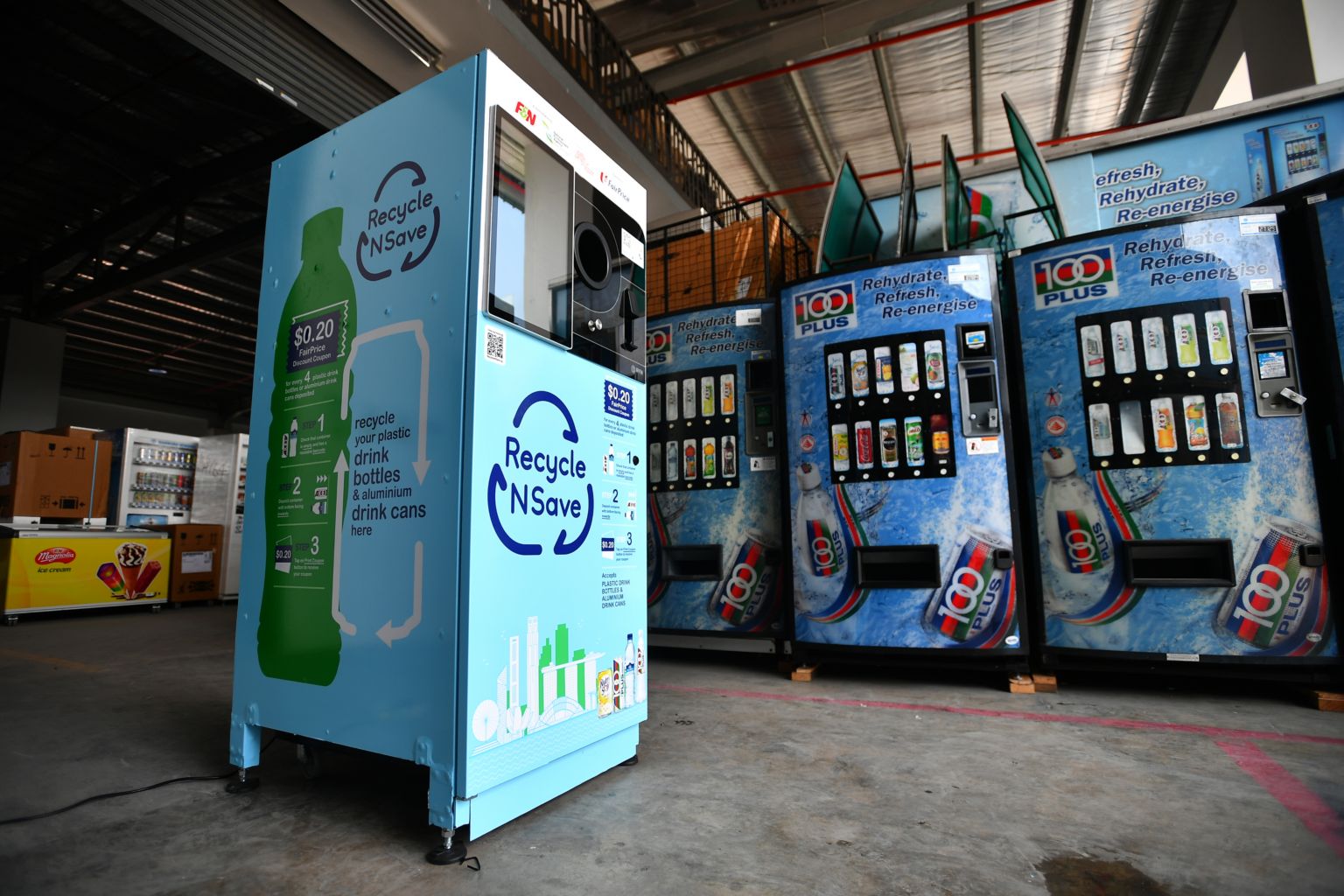 Recycle Vending Machines In Singapore Make It Easy Little Steps