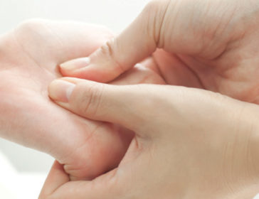 Parent-And-Child Hand Massage Oil Workshop