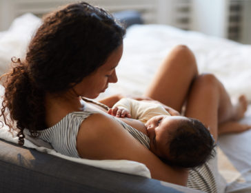 Top Breastfeeding Accessories For Mummies