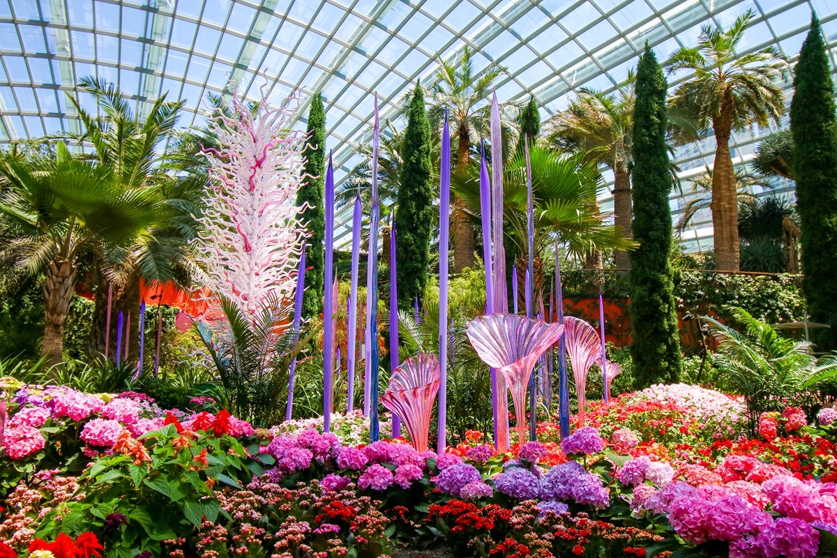 Dale-Chihuly-Gardens-By-The-Bay-Singapore