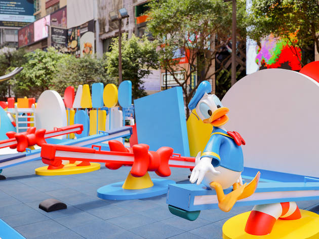 Donald Duck Geometric World At Times Square