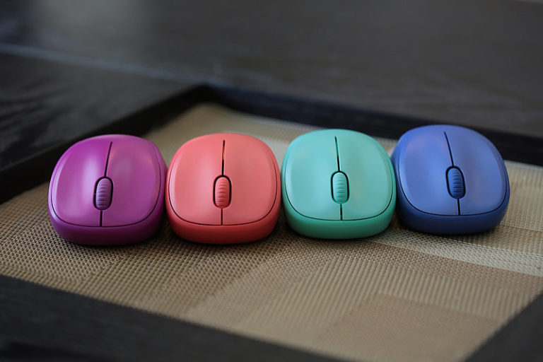 Logitech-Wireless-Mouse-M235-Singapore
